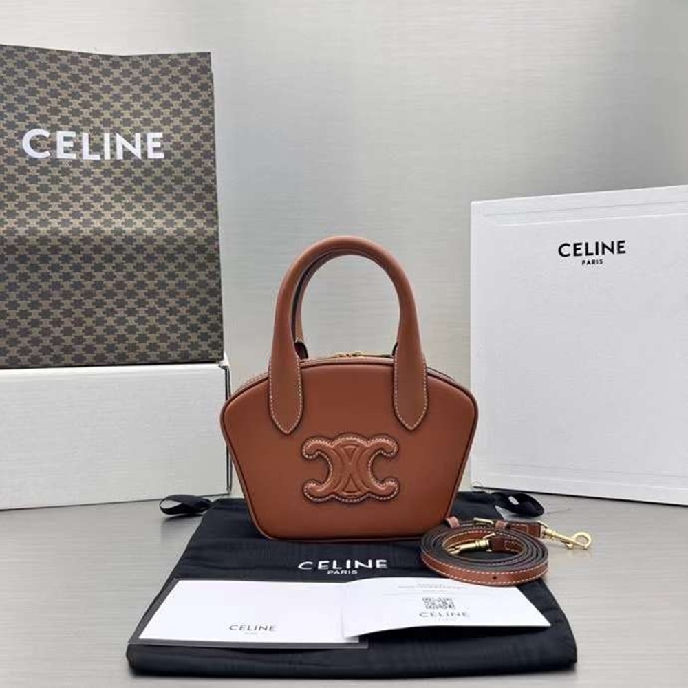 [셀린느] CELINE TRIOMPHE LOGO SATINATED CALFSKIN TOTE BAG - 셀린느 트리오페 로고 토트백 20x15x15cm
