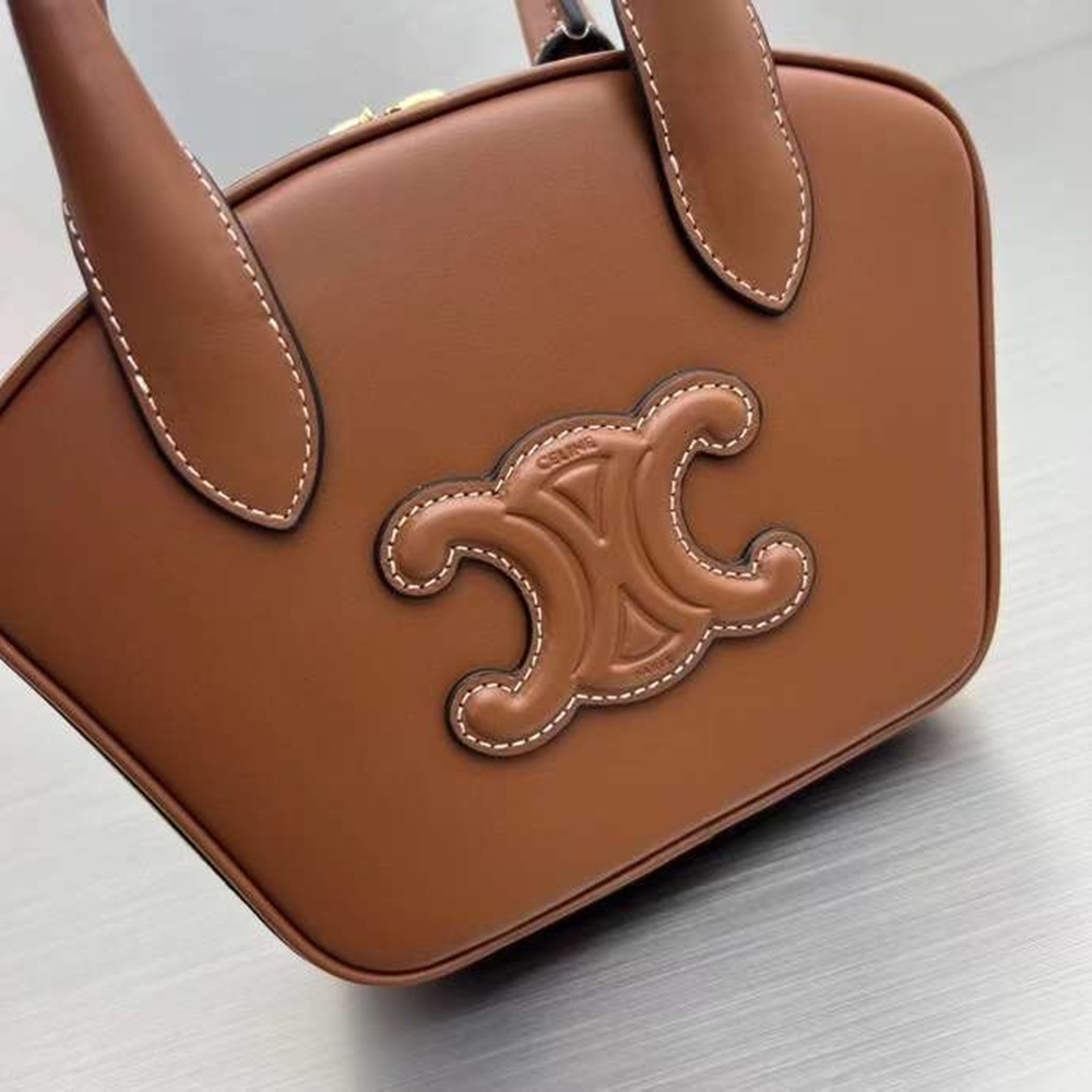 [셀린느] CELINE TRIOMPHE LOGO SATINATED CALFSKIN TOTE BAG - 셀린느 트리오페 로고 토트백 20x15x15cm