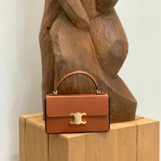 [셀린느] CELINE TRIOMPHE TOTE BAG -셀린느 월렛 온 체인 WOC 트리오페 사각 토트백 10I822DS9 22x13.5x6cm