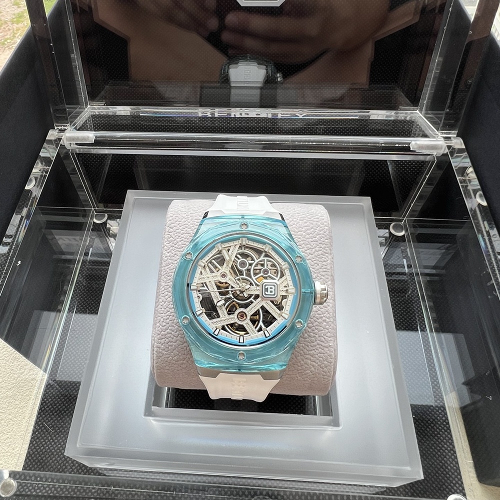 [브라이틀링] Breitling 브라이틀링 벤틀리 스켈레톤 러버 45mm