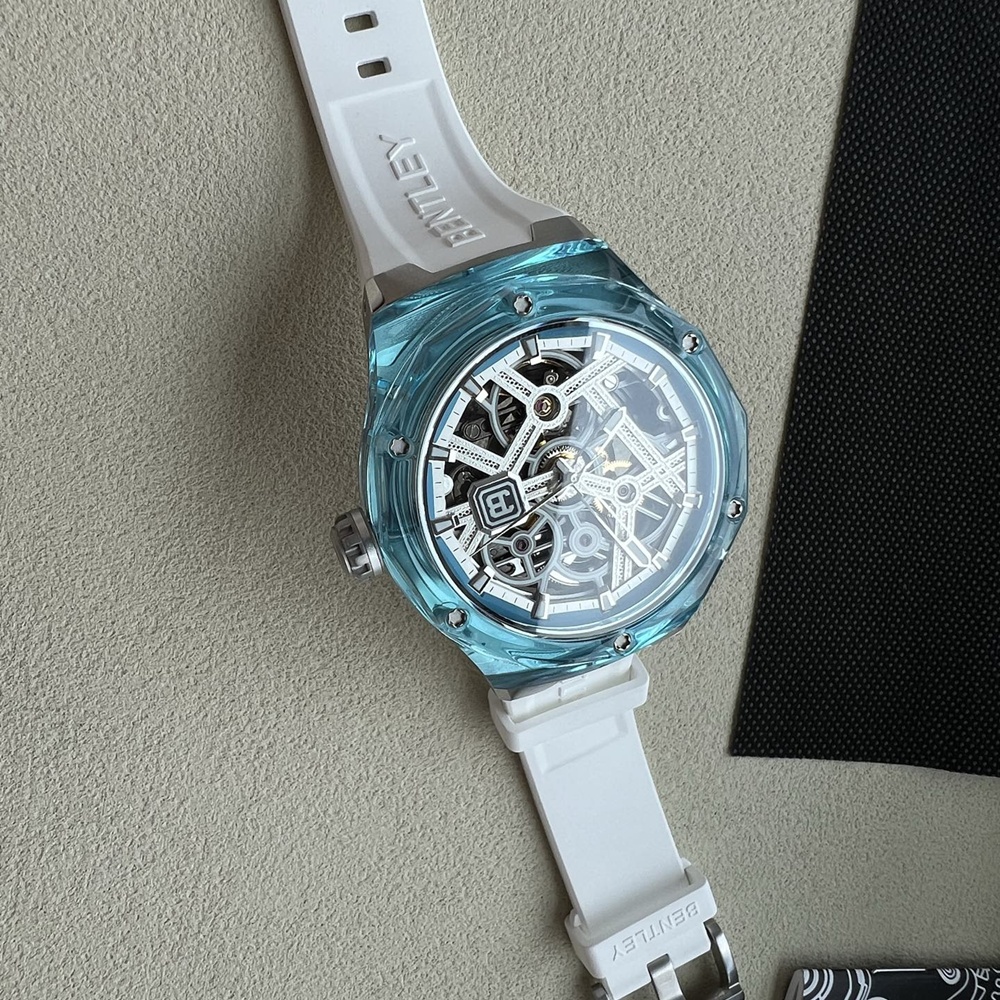 [브라이틀링] Breitling 브라이틀링 벤틀리 스켈레톤 러버 45mm