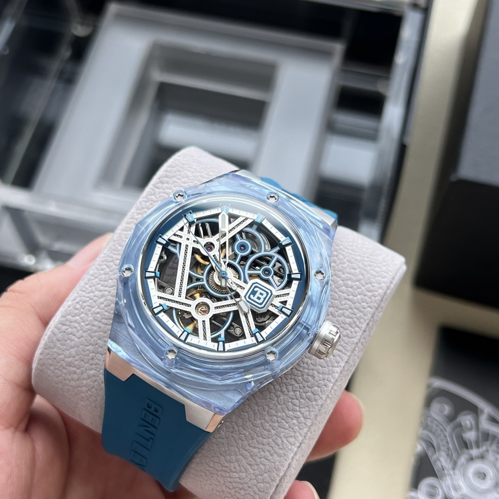 [브라이틀링] Breitling 브라이틀링 벤틀리 스켈레톤 러버 45mm