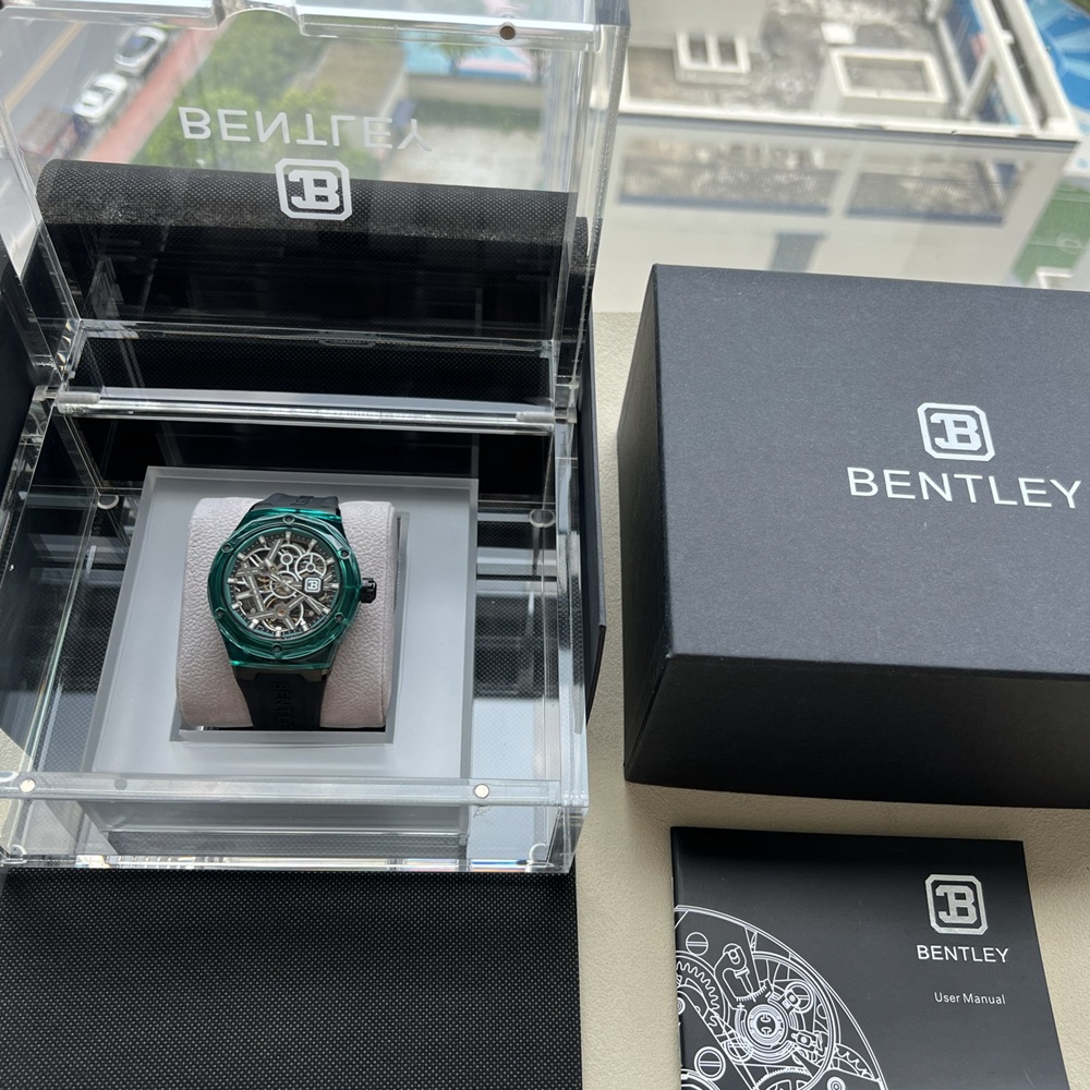 [브라이틀링] Breitling 브라이틀링 벤틀리 스켈레톤 러버 45mm