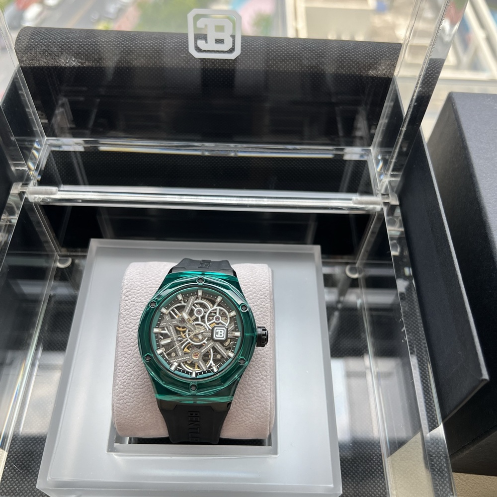 [브라이틀링] Breitling 브라이틀링 벤틀리 스켈레톤 러버 45mm