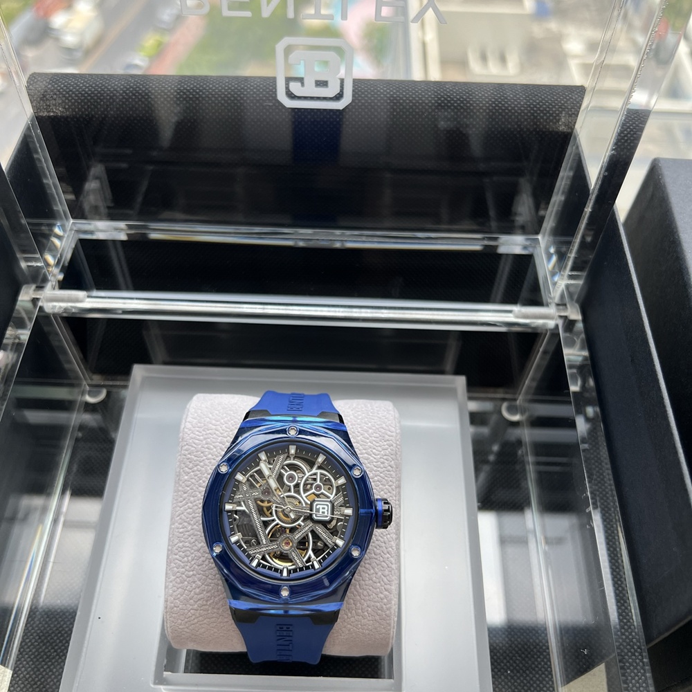 [브라이틀링] Breitling 브라이틀링 벤틀리 스켈레톤 러버 45mm