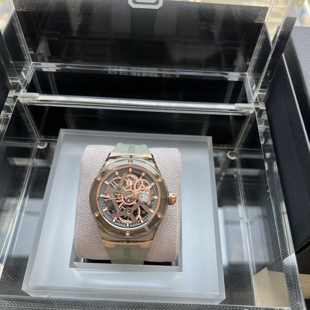 [브라이틀링] Breitling 브라이틀링 벤틀리 스켈레톤 러버 45mm