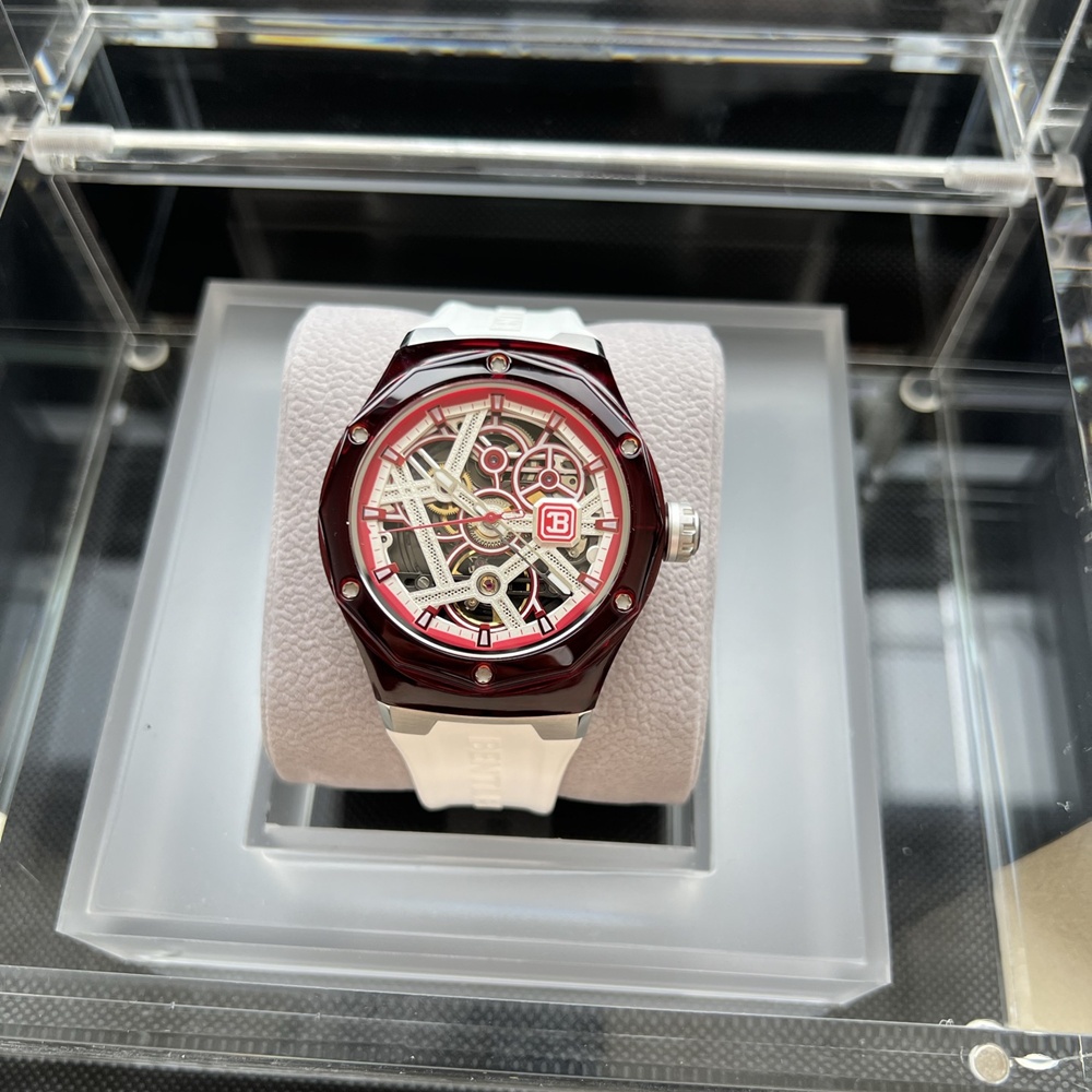 [브라이틀링] Breitling 브라이틀링 벤틀리 스켈레톤 러버 45mm