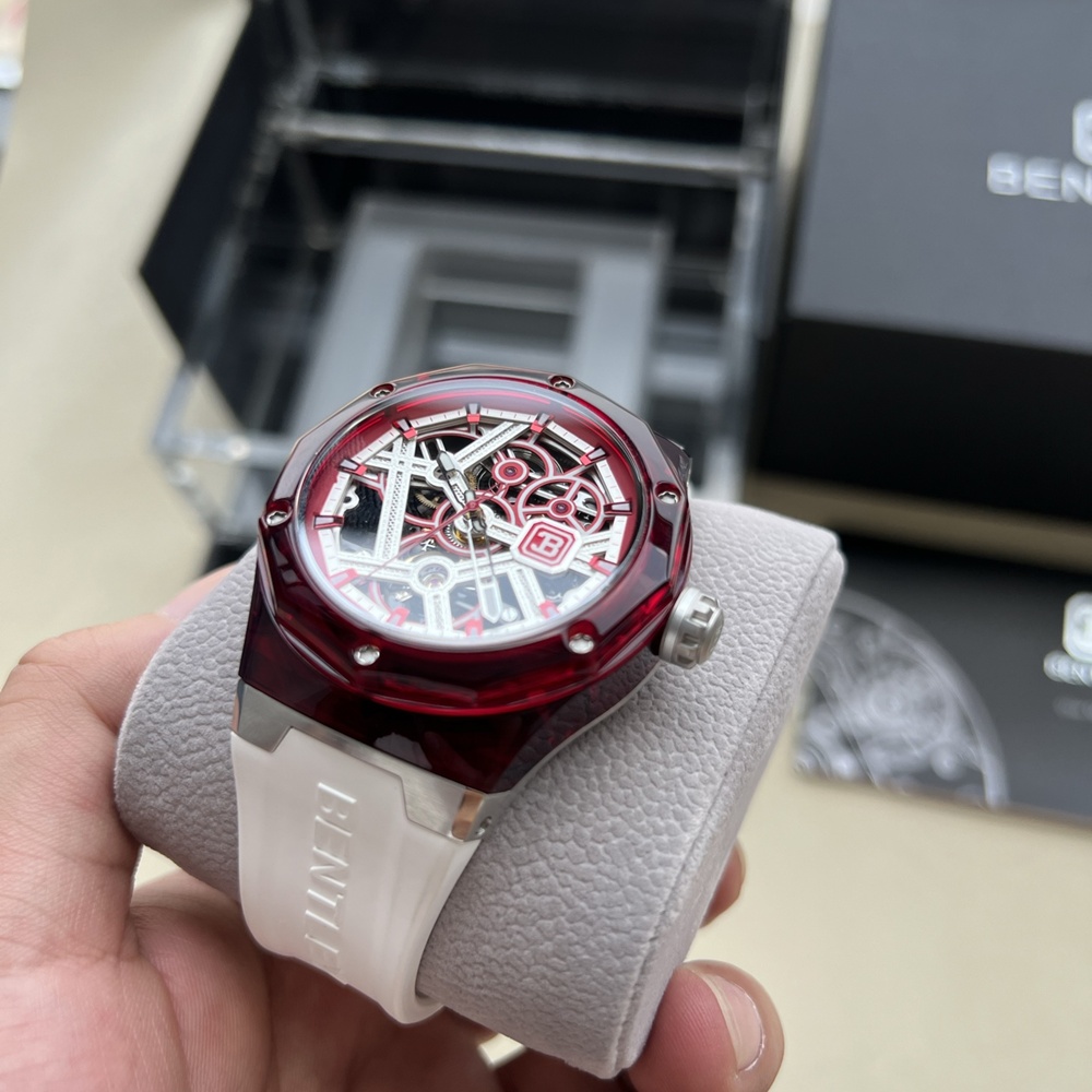 [브라이틀링] Breitling 브라이틀링 벤틀리 스켈레톤 러버 45mm