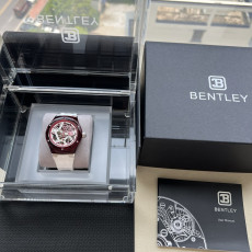 [브라이틀링] Breitling 브라이틀링 벤틀리 스켈레톤 러버 45mm