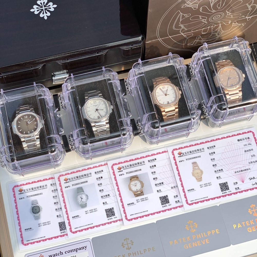 [파텍필립] Patek Philip Nautilus ref. 7010 파텍필립 노틸러스 33mm