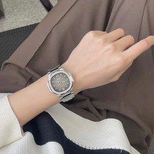 [파텍필립] Patek Philip Nautilus ref. 7010 파텍필립 노틸러스 33mm