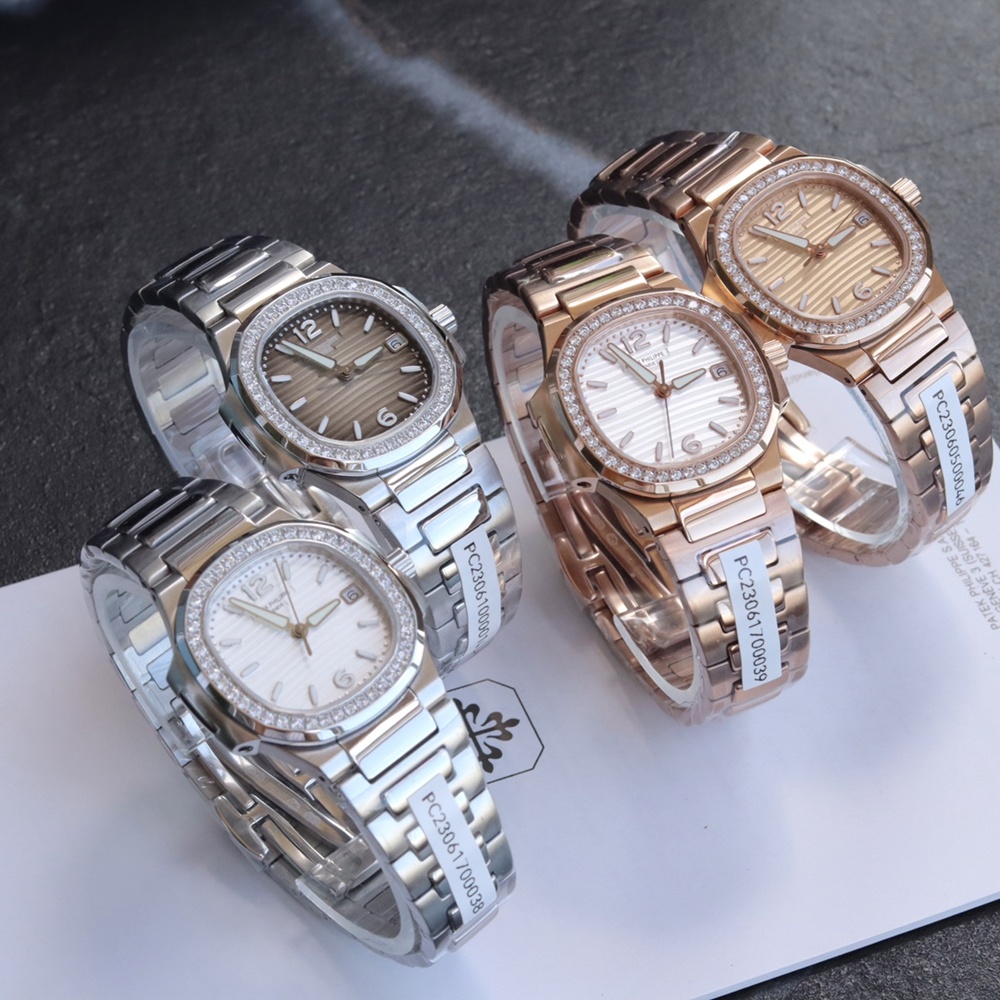 [파텍필립] Patek Philip Nautilus ref. 7010 파텍필립 노틸러스 33mm