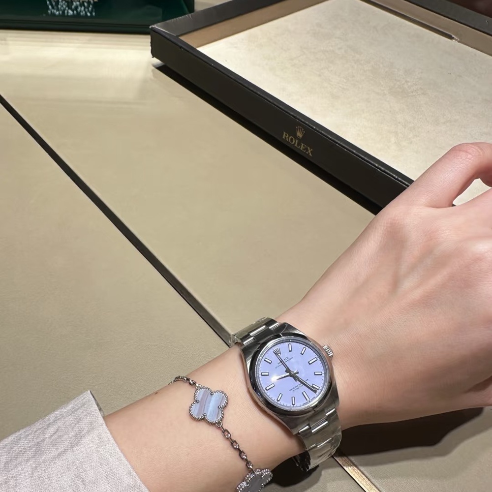 [롤렉스] Rolex Datejust 36 126200 - 오이스터 퍼페츄얼 데이저스트 36m