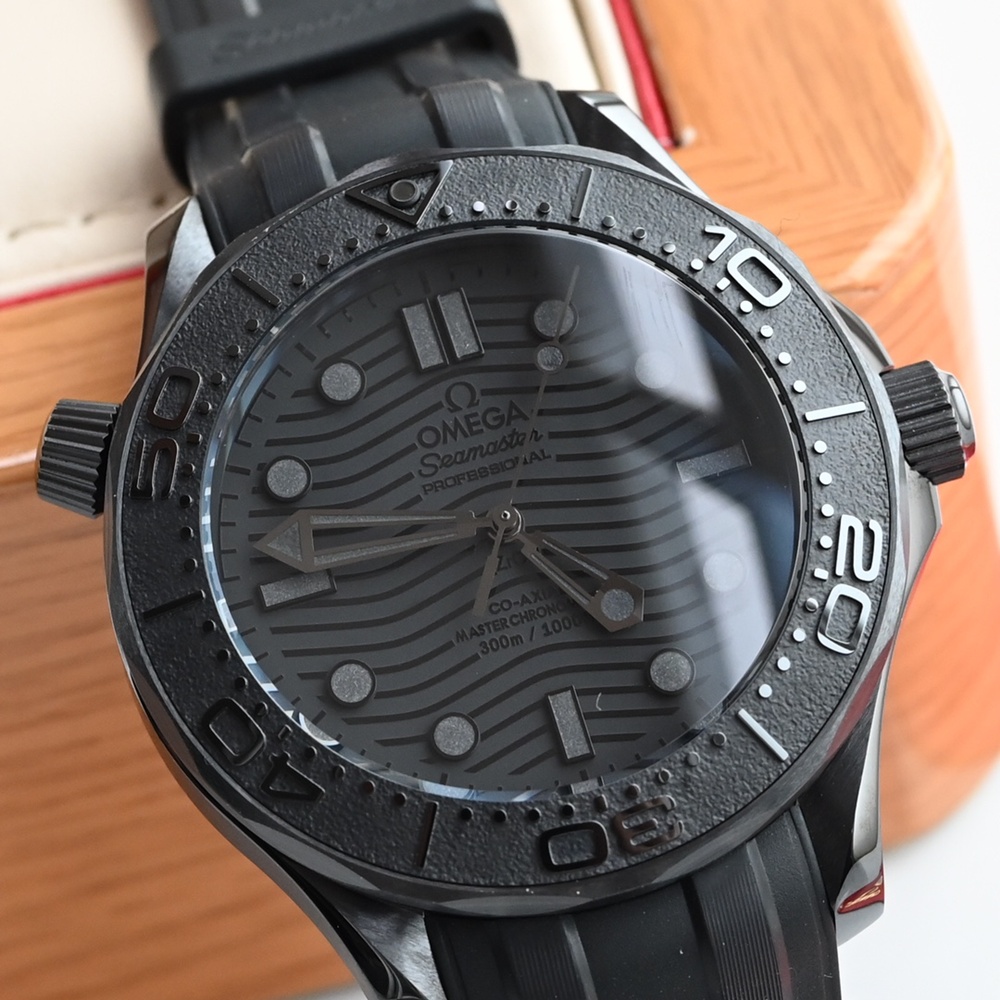 [오메가] 씨마스터 프로페셔널 다이버 코엑시얼 크로노미터 300M Seamaster Diver 300M Co‑Axial Master 43.5mm