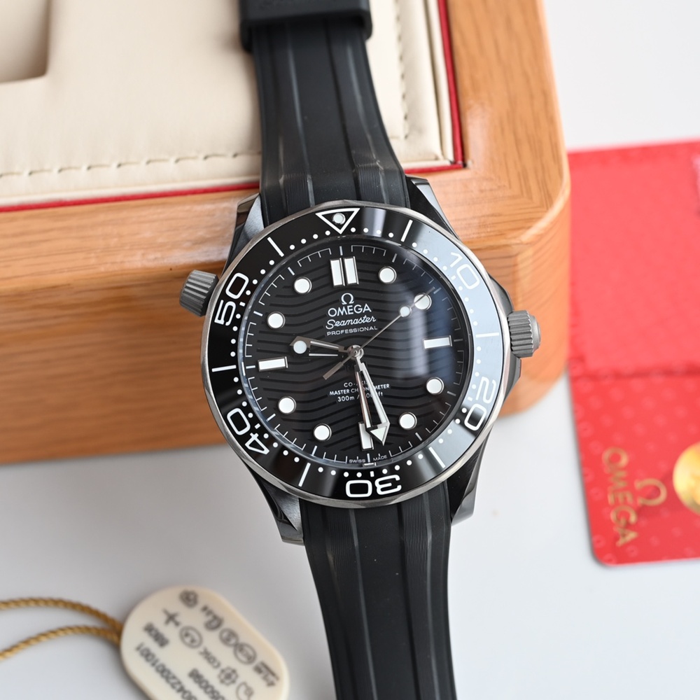 [오메가] 씨마스터 프로페셔널 다이버 코엑시얼 크로노미터 300M Seamaster Diver 300M Co‑Axial Master 43.5mm