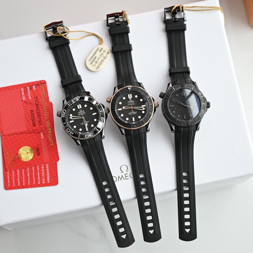 [오메가] 씨마스터 프로페셔널 다이버 코엑시얼 크로노미터 300M Seamaster Diver 300M Co‑Axial Master 43.5mm