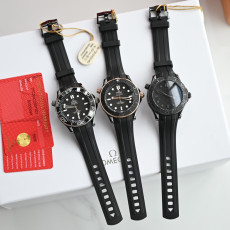 [오메가] 씨마스터 프로페셔널 다이버 코엑시얼 크로노미터 300M Seamaster Diver 300M Co‑Axial Master 43.5mm