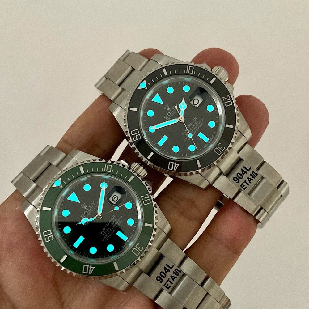 [롤렉스] Rolex 신형 서브마리너 스타벅스 40mm 41mm Submariner Date Mens Watch OYSTER PERPETUAL M126610LN - 롤렉스 Submariner 데이트 오이스터스틸