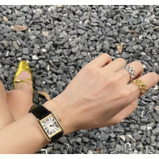 [까르띠에] Cartier Tank Solo Louis Must Cartier- 탱크 솔로 루이 머스트 까르띠에 33.7x25x5mm 29.5mm x 22mm