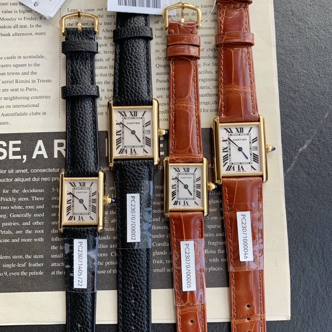 [까르띠에] Cartier Tank Solo Louis Must Cartier- 탱크 솔로 루이 머스트 까르띠에 33.7x25x5mm 29.5mm x 22mm