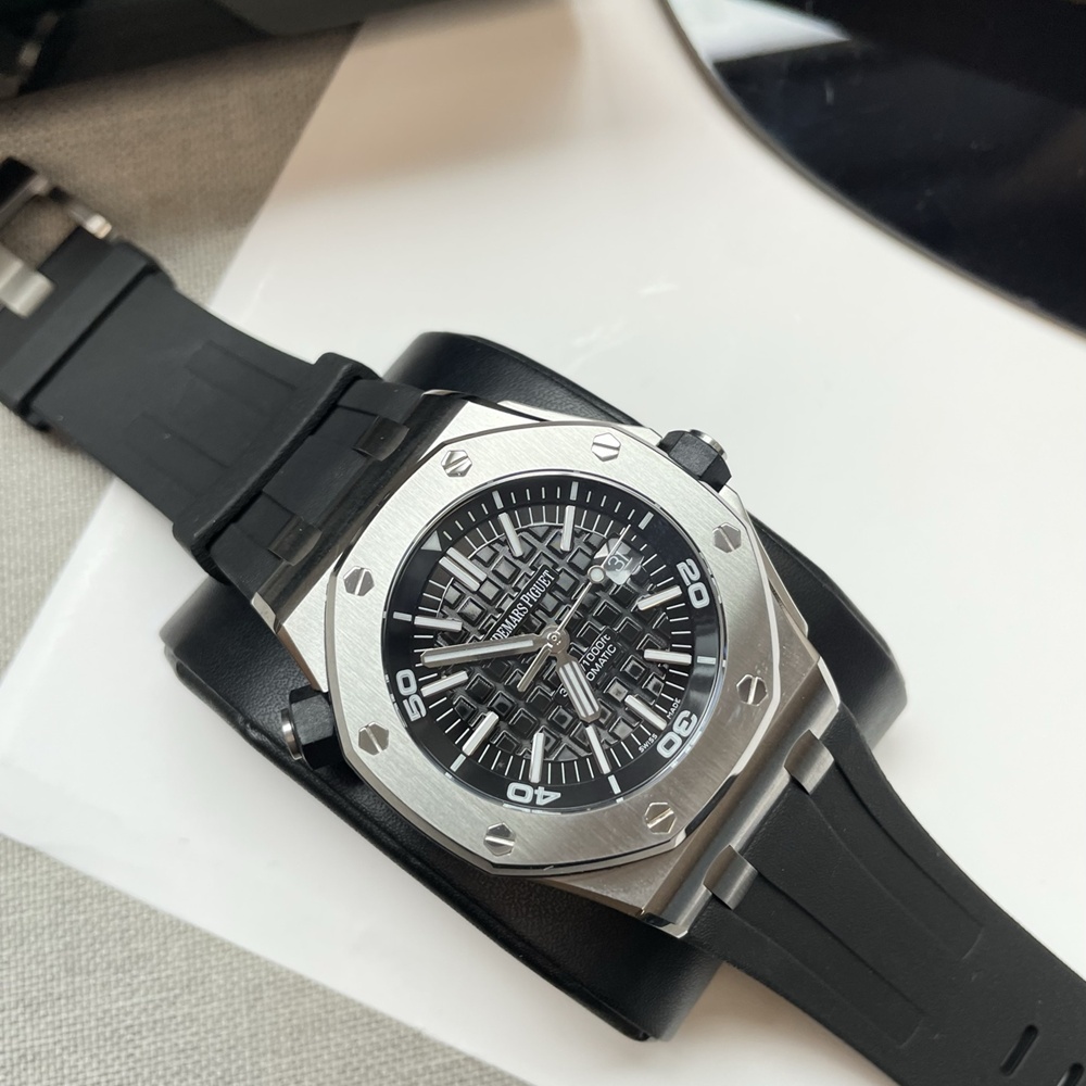 [오데마피게] 15703 Audemars Piguet Royal Oak ETA-2836 - 오데마피게 로얄오크 오프쇼어 다이버 15703 42mm