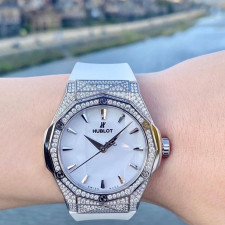 [위블로] HUBLOT CLASSIC FUSION Richard Orlinski - 위블로 클래식 퓨전 올린스키 40mm