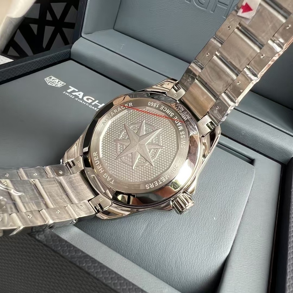 [태그호이어] TAG Heuer Aquaracer - 아쿠아레이서 프로페셔널 200 40mm