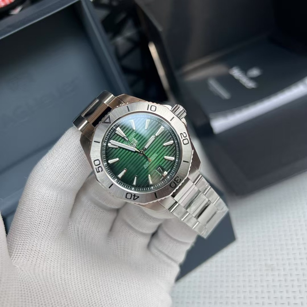 [태그호이어] TAG Heuer Aquaracer - 아쿠아레이서 프로페셔널 200 40mm