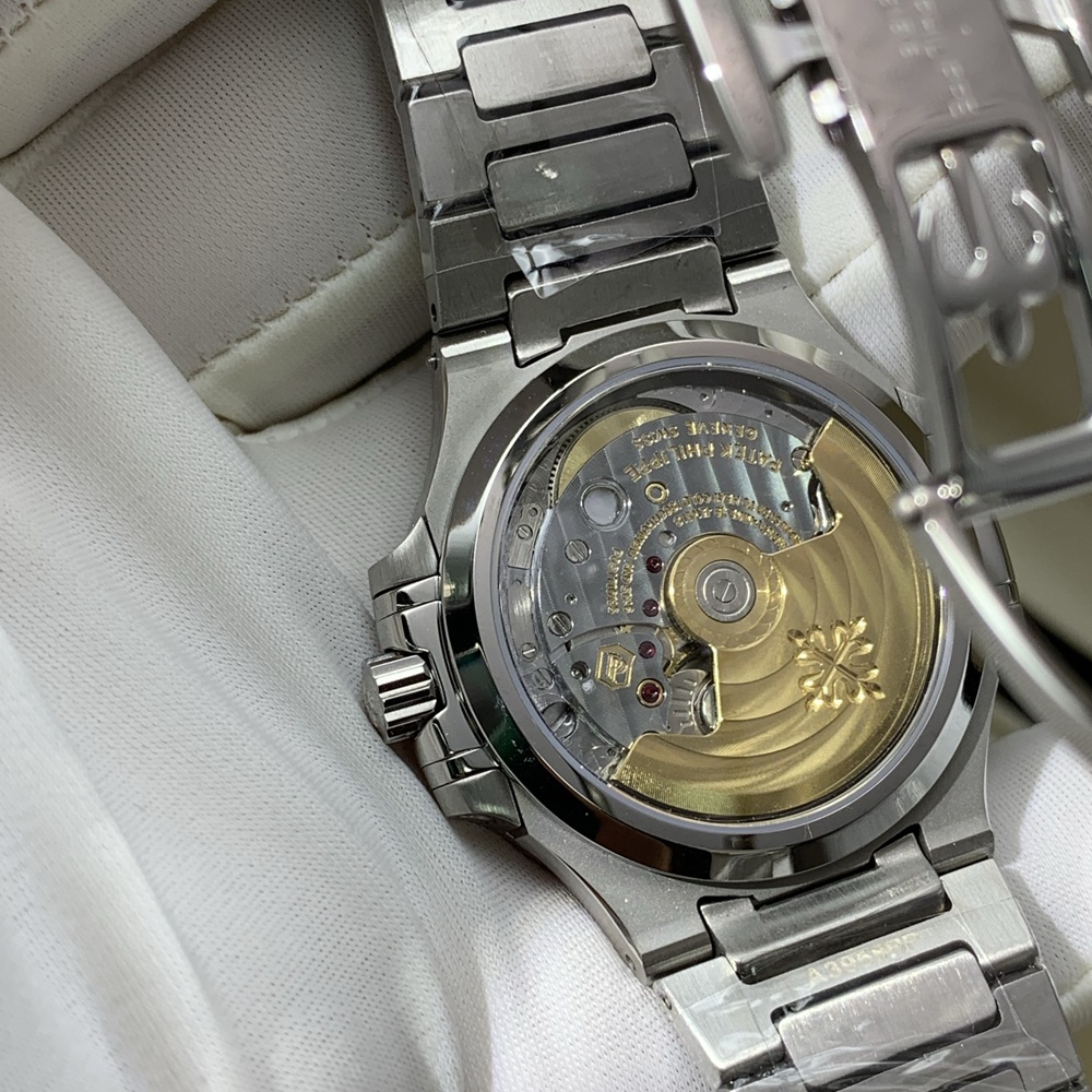 [파텍필립] Patek Philip Nautilus ref. 7118 파텍필립 노틸러스 35mm