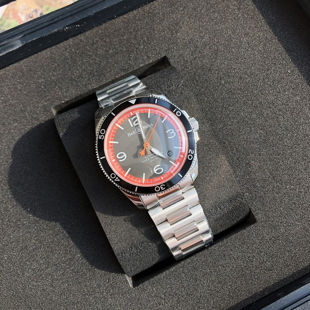 [벨엔로스] Bell & Ross BR V2-92 AERONAVALE 벨앤로스 타임 인스트루먼트 41mm