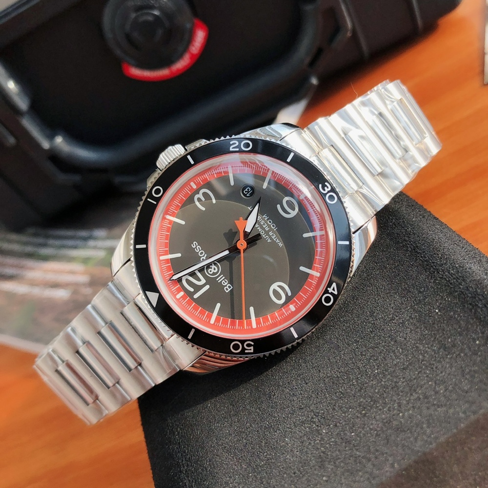 [벨엔로스] Bell & Ross BR V2-92 AERONAVALE 벨앤로스 타임 인스트루먼트 41mm