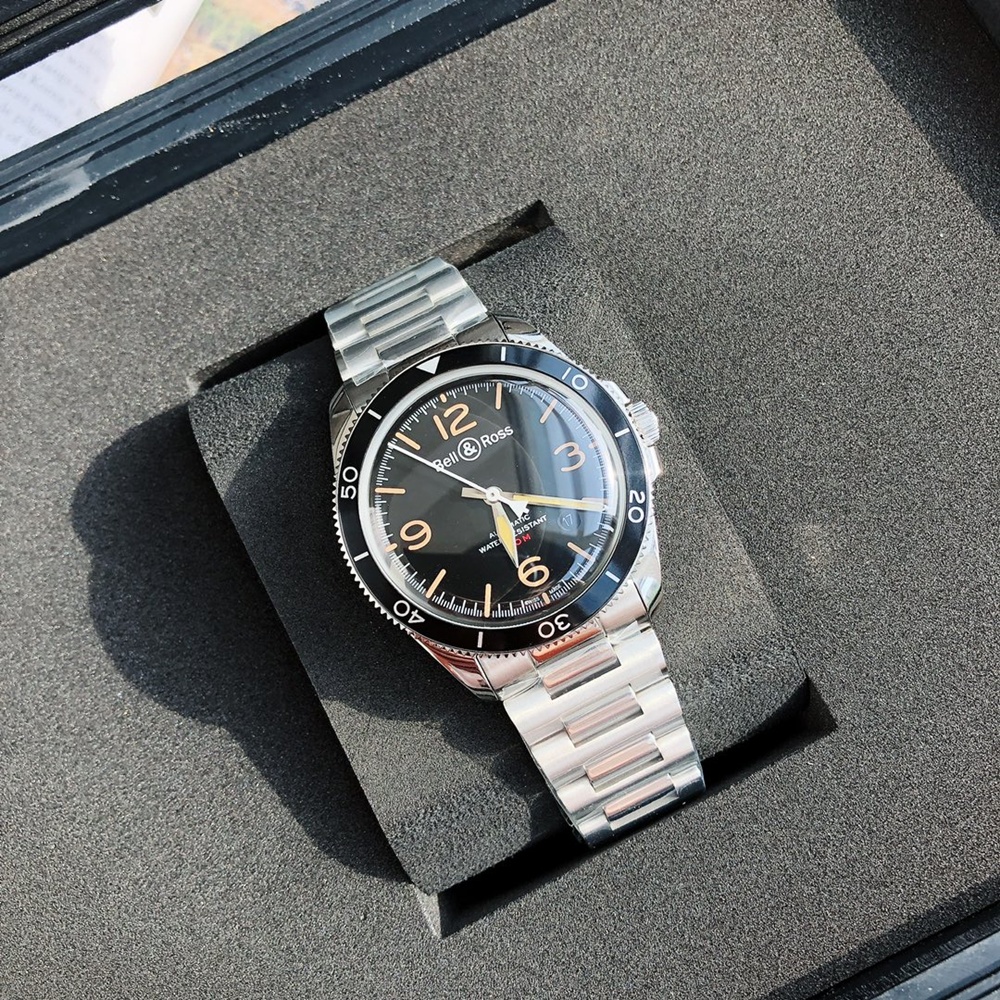 [벨엔로스] Bell & Ross BR V2-92 AERONAVALE 벨앤로스 타임 인스트루먼트 41mm