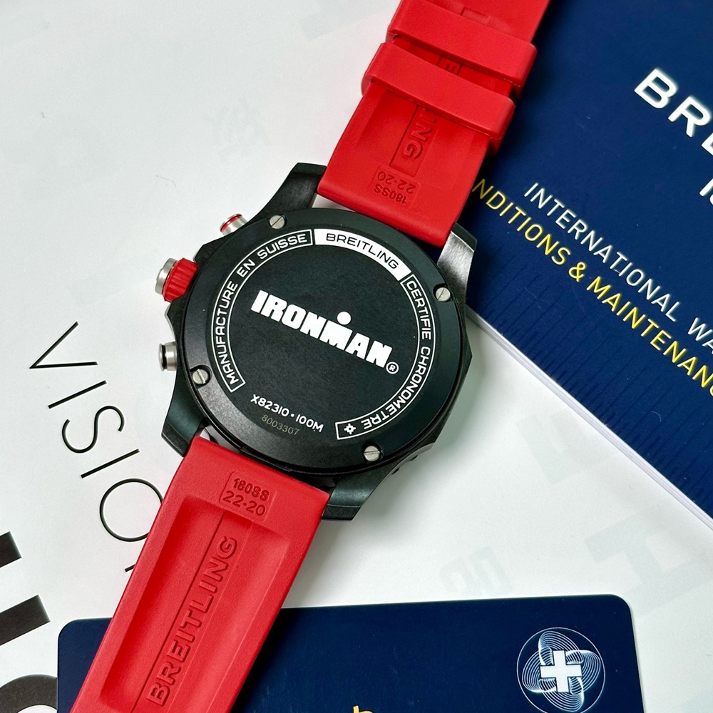 [브라이틀링] Breitling Endurance Pro 44 Carbon Rubber Chronograph -  브라이틀링 엔듀런스 프로 크로노그래프 44mm