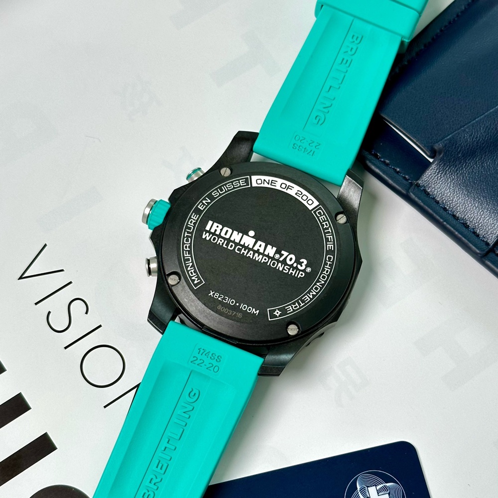 [브라이틀링] Breitling Endurance Pro 44 Carbon Rubber Chronograph -  브라이틀링 엔듀런스 프로 크로노그래프 44mm