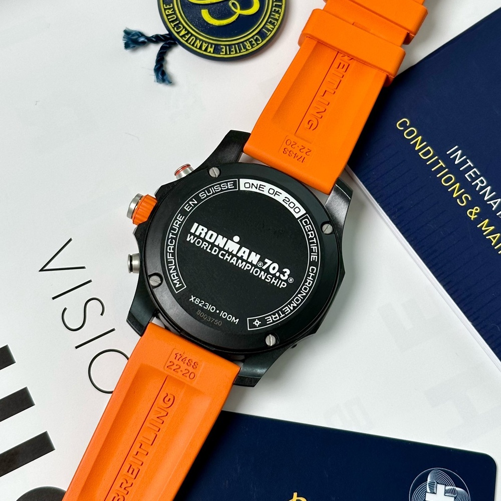 [브라이틀링] Breitling Endurance Pro 44 Carbon Rubber Chronograph -  브라이틀링 엔듀런스 프로 크로노그래프 44mm