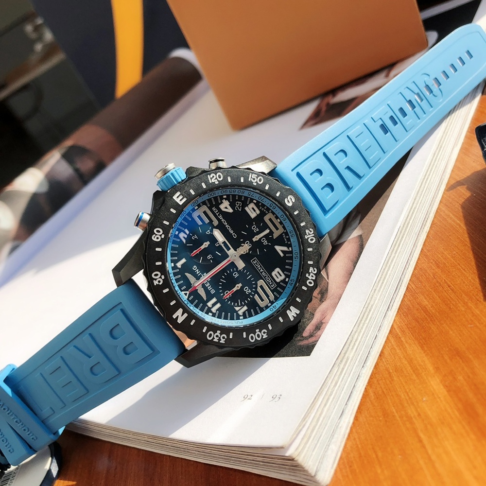 [브라이틀링] Breitling Endurance Pro 44 Carbon Rubber Chronograph -  브라이틀링 엔듀런스 프로 크로노그래프 44mm