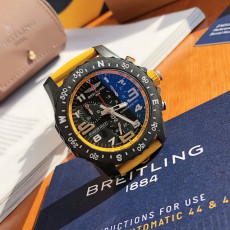 [브라이틀링] Breitling Endurance Pro 44 Carbon Rubber Chronograph -  브라이틀링 엔듀런스 프로 크로노그래프 44mm
