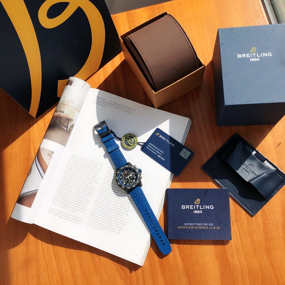 [브라이틀링] Breitling Endurance Pro 44 Carbon Rubber Chronograph -  브라이틀링 엔듀런스 프로 크로노그래프 44mm