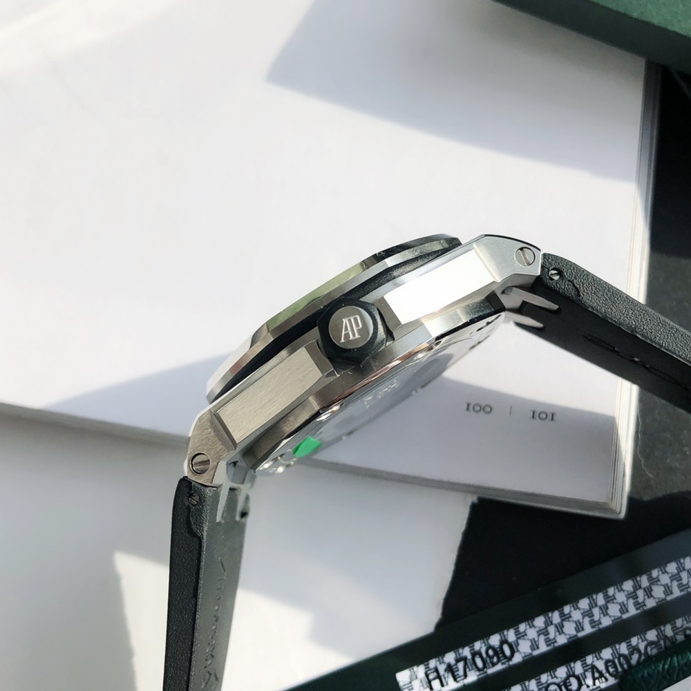 [오데마피게] 15710st Audemars Piguet Royal Oak - 오데마피게 15710st 로얄오크 오프쇼어 42mm