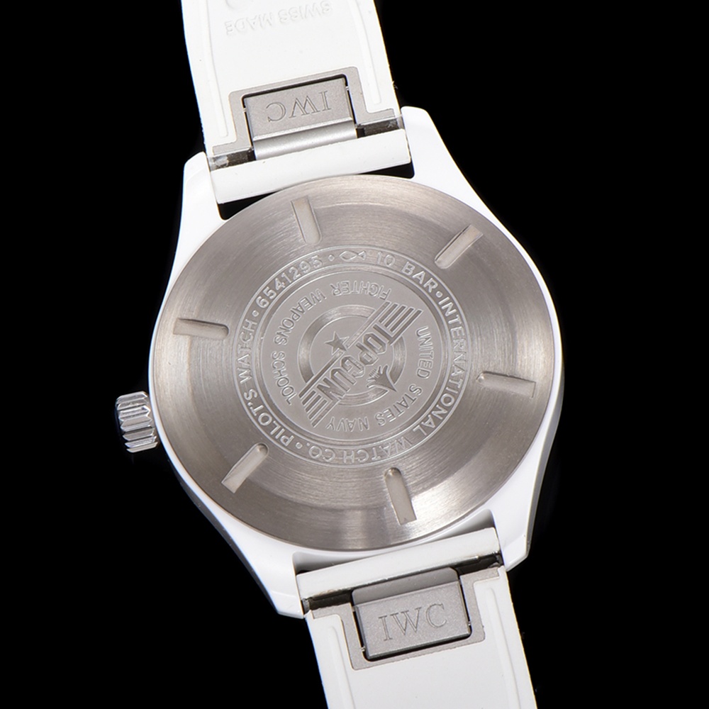 [IWC] 2025 Schaffhausen IW328104 - 파일럿 워치 오토매틱 41 탑건 레이크 타호 에디션 41mm