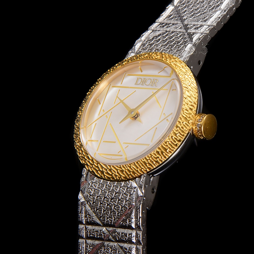 [디올] La D de Dior Satine bulingbuling - 디올 라 D 드 디오르 ETA280 25mm