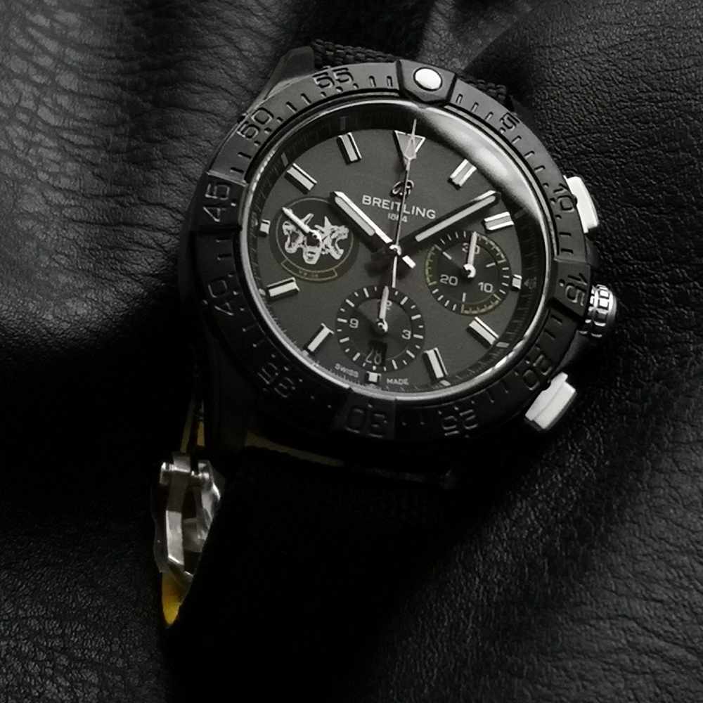 [브라이틀링] Breitling Avenger Hurricane XB0180E4 - 브라이틀링 어벤져 허리케인 etc.7750 45mm