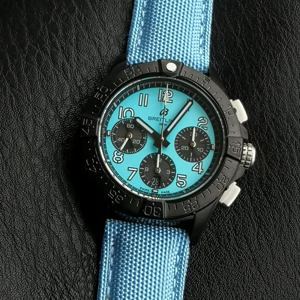 [브라이틀링] Breitling Avenger Hurricane XB0180E4 - 브라이틀링 어벤져 허리케인 etc.7750 45mm