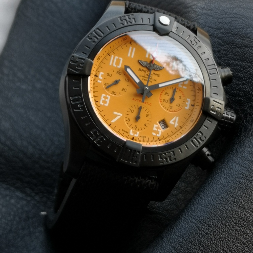 [브라이틀링] Breitling Avenger Hurricane XB0180E4 - 브라이틀링 어벤져 허리케인 etc.7750 45mm