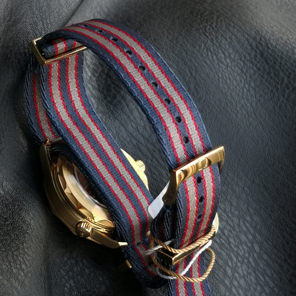 [오메가] 212.62.41.20.04.001 OMEGA Seamaster 300M 007 - 오메가 씨마스터 다이버 300M 007 제임스본드 커맨더즈 워치 41mm