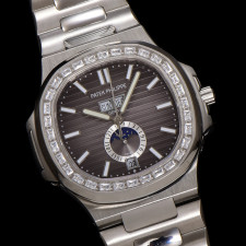 [파텍필립] 5726-1A Patek Philippe Nautilus Annual Calendar Moonphase  Cal.240 - 파텍필립 노틸러스 애뉴얼캘린더 문페이즈 41mm