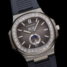 [파텍필립] 5726-1A Patek Philippe Nautilus Annual Calendar Moonphase  Cal.240 - 파텍필립 노틸러스 애뉴얼캘린더 문페이즈 41mm