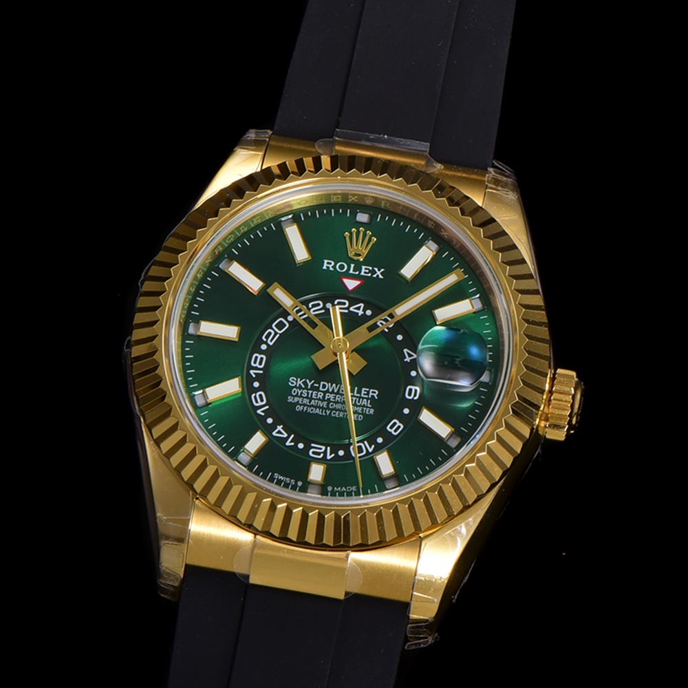 [롤렉스] 2025 Rolex Skydweller - 롤렉스 스카이드웰러 에버그린 다이얼 러버 쥬빌레 오이스터(Oyster)밴드 38 42mm