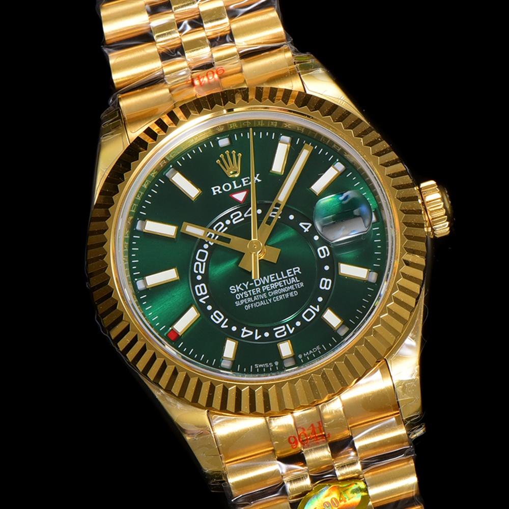 [롤렉스] 2025 Rolex Skydweller - 롤렉스 스카이드웰러 에버그린 다이얼 러버 쥬빌레 오이스터(Oyster)밴드 38 42mm